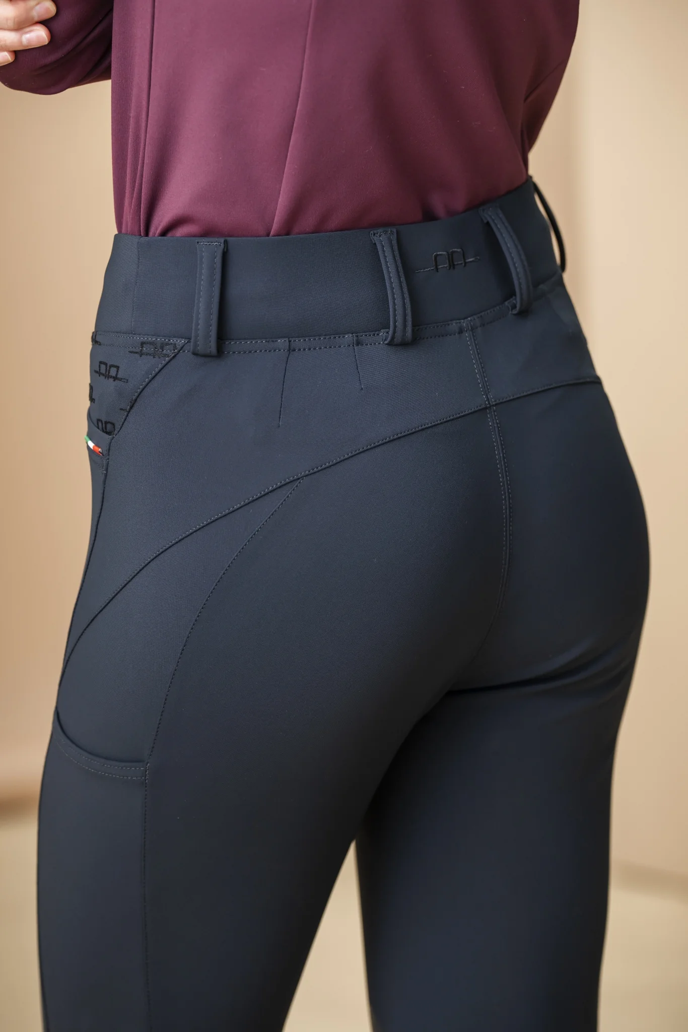 AA Fina Knee Grip Brushed Hybrid Breech - Image 6