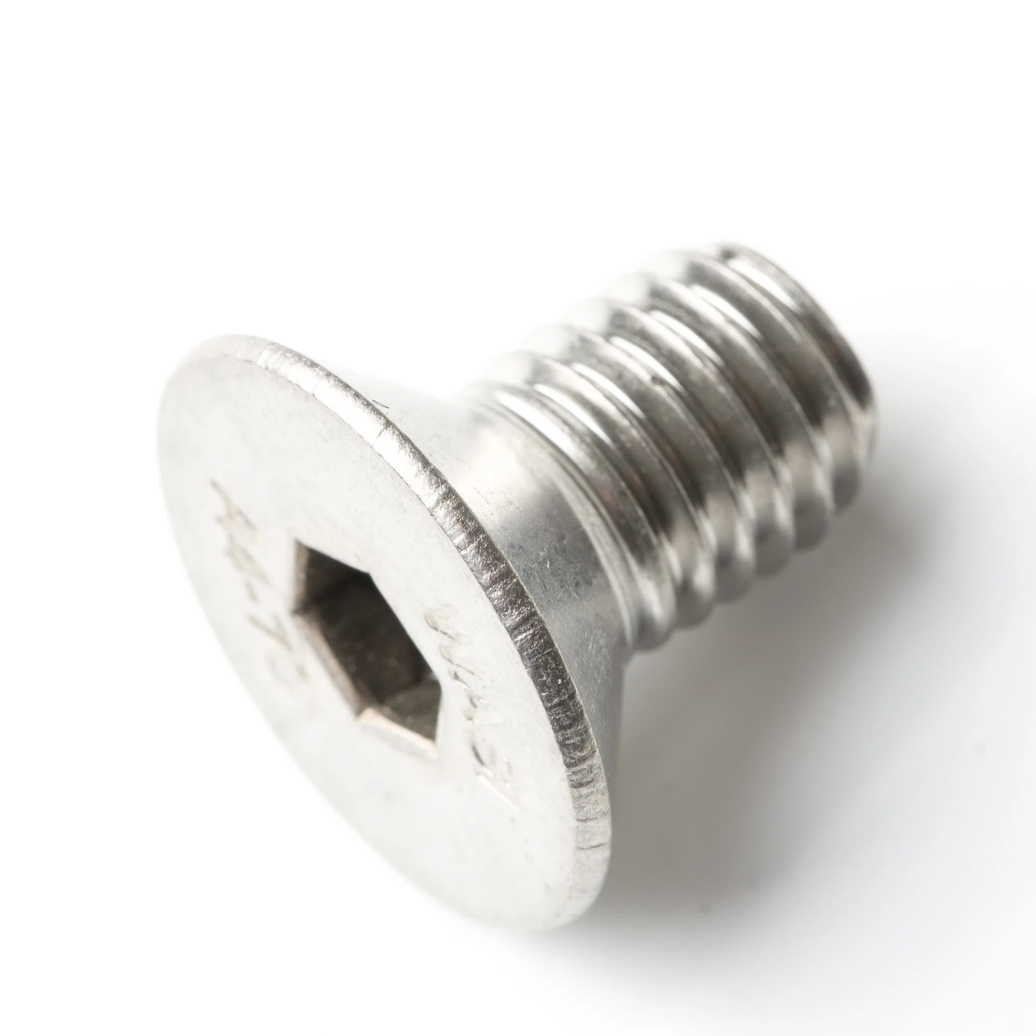 Central hook screw 16mm