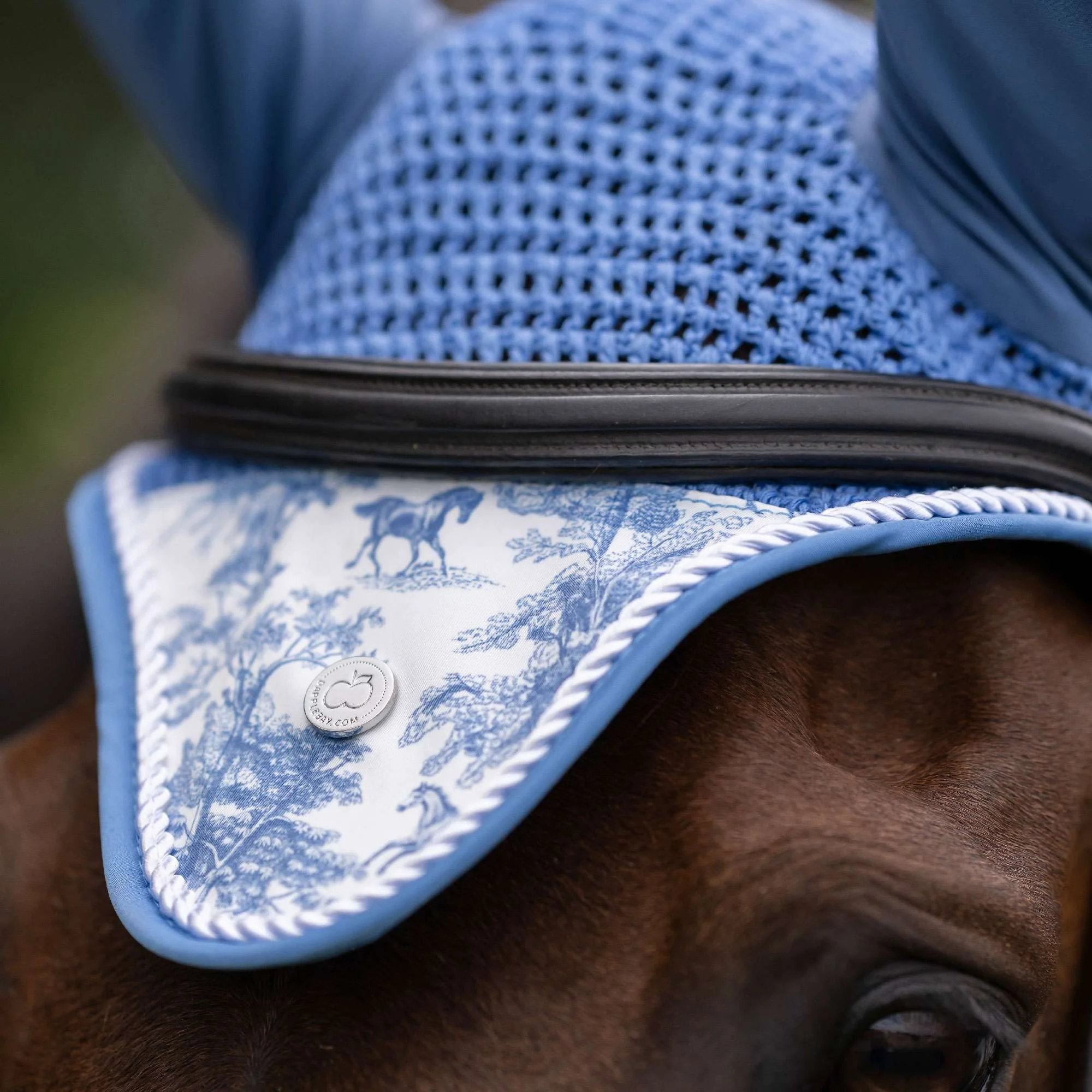 Dapplebay LIMITED EDITION Equestrian Toile Fly Veil - Image 4
