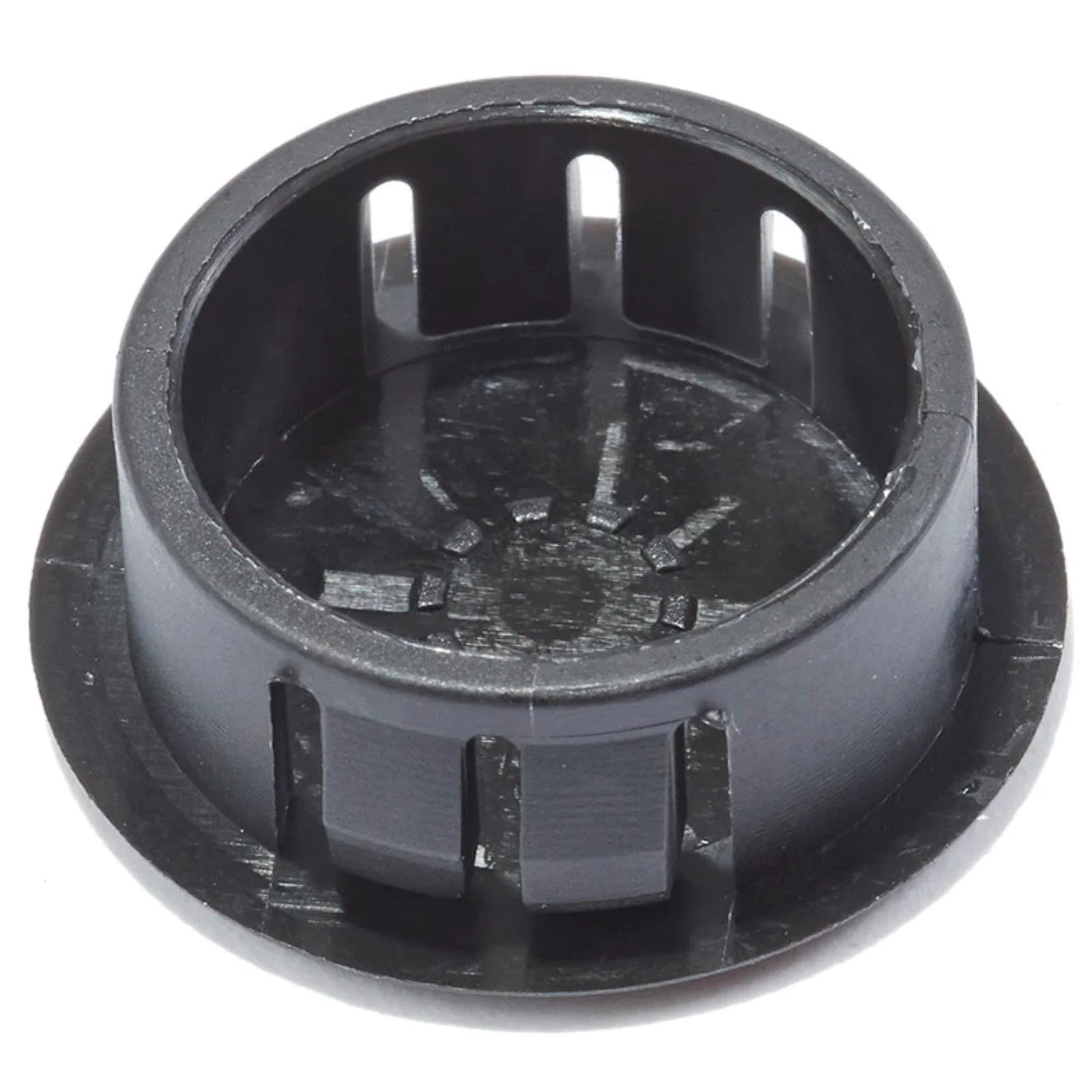 Little Giant Beehive Hole Plug - Image 2