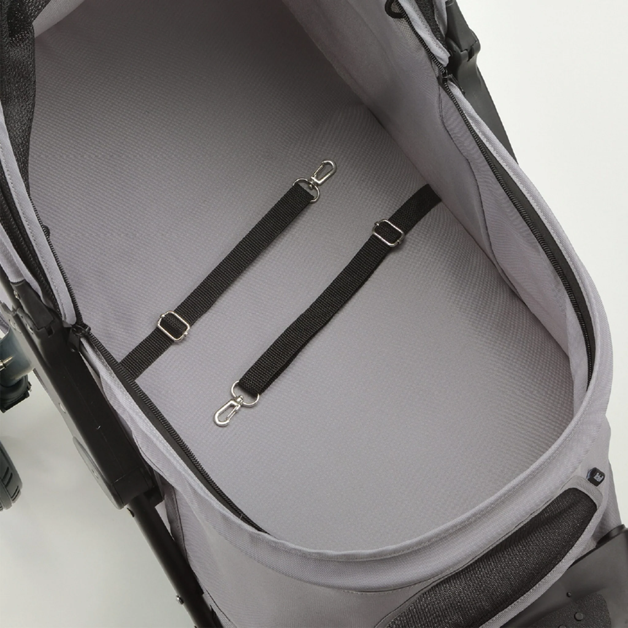 Richell Easy Collapsible Jogging Pet Stroller - Image 8