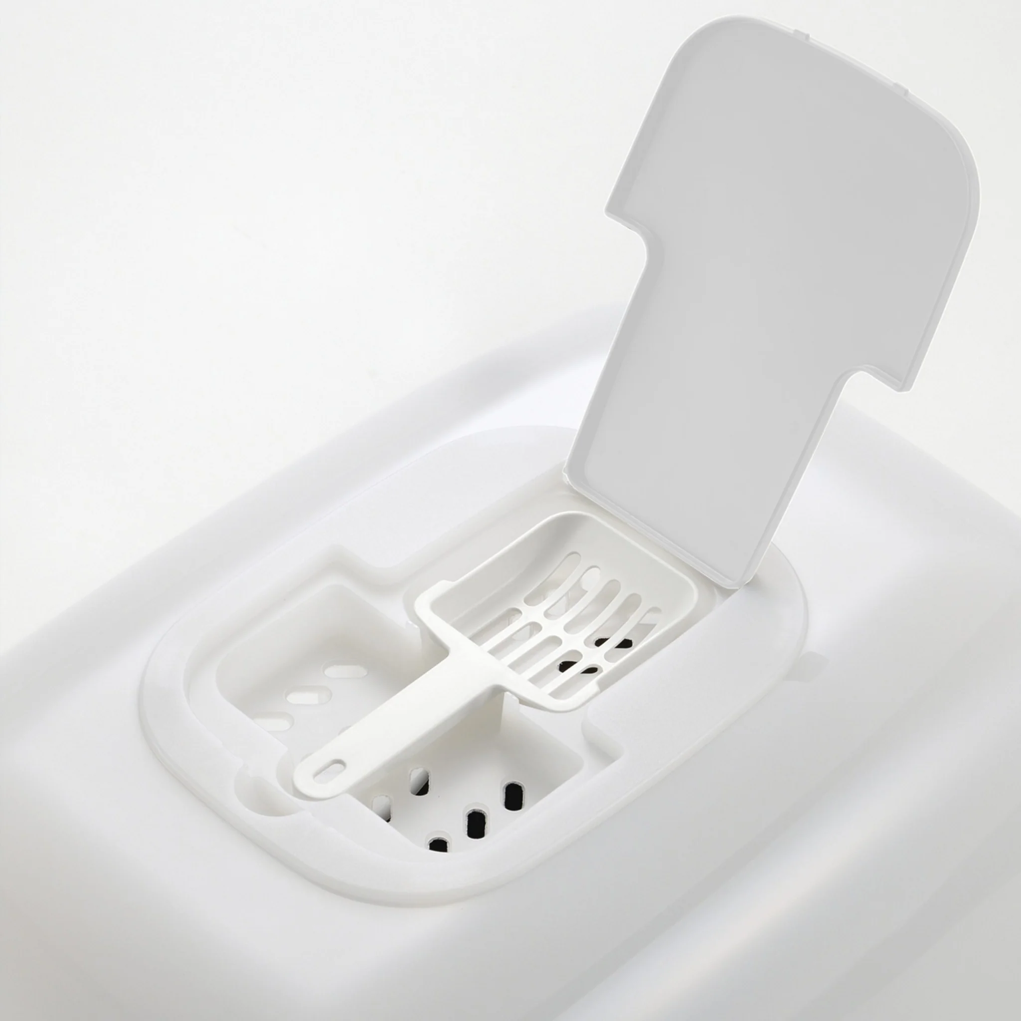 Richell PAW TRAX Wide Hooded Cat Litter Box - Image 7
