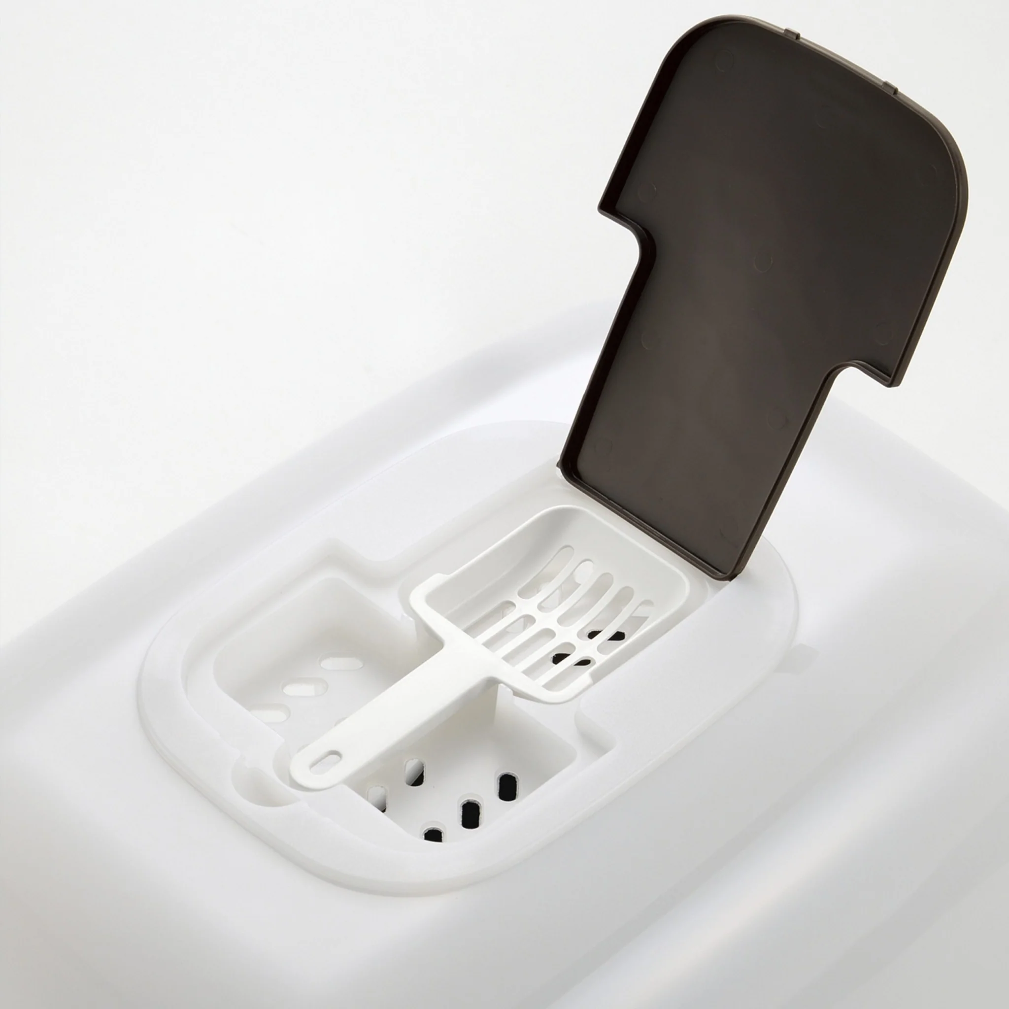 Richell PAW TRAX Wide Hooded Cat Litter Box - Image 8